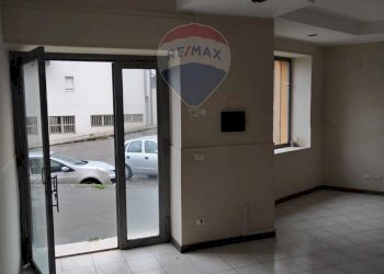 Stanza vuota - Locale Commerciale Via Francesco Petrarca
8, Piazza Armerina - foto 14