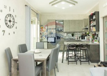 Cucina - Trilocale Via Giuseppe Verdi
 
10, Mascalucia - foto 1