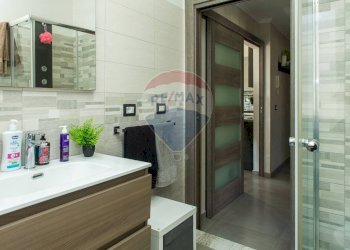 Bagno - Trilocale Via Giuseppe Verdi
 
10, Mascalucia - foto 15