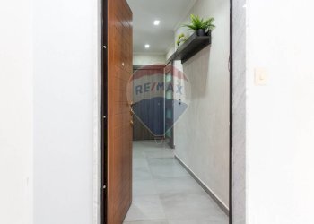 Hall / corridoio - Trilocale Via Giuseppe Verdi
 
10, Mascalucia - foto 24