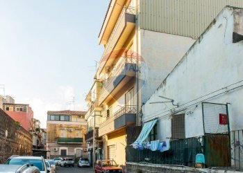 Edificio all\'aperto - Quadrilocale Via Del Gelsomino
 
21, Catania - foto 27