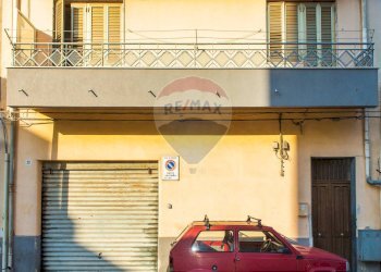 Edificio all\'aperto - Quadrilocale Via Del Gelsomino
 
21, Catania - foto 4
