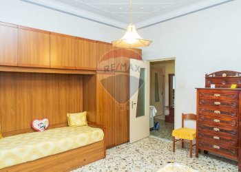 Camera / camera da letto - Quadrilocale Via Del Gelsomino
 
21, Catania - foto 12