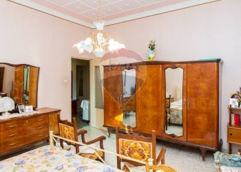 Sala da pranzo - Quadrilocale Via Del Gelsomino
 
21, Catania - foto 22