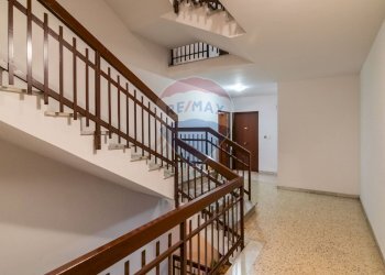 Scale - Trilocale Via Morgioni
 
27, San Giovanni la Punta - foto 19