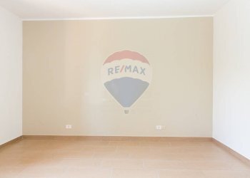 Stanza vuota - Casa semi indipendente Via Sacerdote Messina
 
10, Aci Sant'Antonio - foto 30