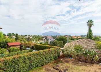 Giardino - Casa semi indipendente Via Sacerdote Messina
 
10, Aci Sant'Antonio - foto 56