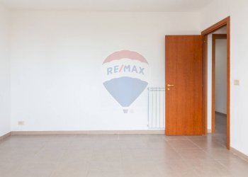 Stanza vuota - Casa semi indipendente Via Sacerdote Messina
 
10, Aci Sant'Antonio - foto 59