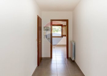 Hall / corridoio - Casa semi indipendente Via Sacerdote Messina
 
10, Aci Sant'Antonio - foto 60