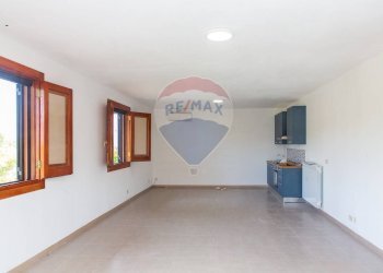 Stanza vuota - Casa semi indipendente Via Sacerdote Messina
 
10, Aci Sant'Antonio - foto 63