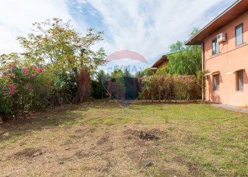 Giardino - Casa semi indipendente Via Sacerdote Messina
 
10, Aci Sant'Antonio - foto 67