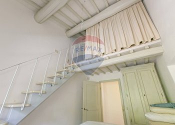 Scale - Casa indipendente Località Poderi di Montemerano
 
22, Manciano - foto 13