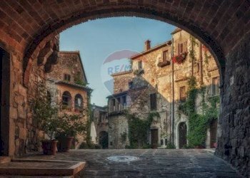 Edificio all\'aperto - Casa indipendente Località Poderi di Montemerano
 
22, Manciano - foto 28