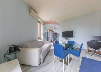 Sala da pranzo - Trilocale Via Silvestro II
 
10, Roma - foto 15