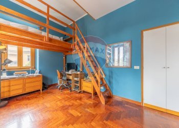 Scale - Trilocale Via Silvestro II
 
10, Roma - foto 24