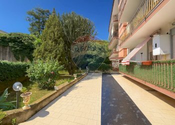 Edificio all\'aperto - Attico via Pietro Mascagni
 
15, Giarre - foto 1