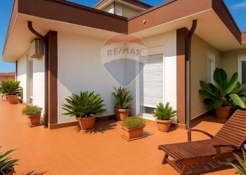 Terrazza - Attico via Pietro Mascagni
 
15, Giarre - foto 7