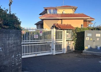 Casa all\'aperto - Appartamento Via Acicastello
 
61, Aci Castello - foto 11
