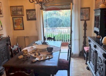 Sala da pranzo - Appartamento Via Acicastello
 
61, Aci Castello - foto 18