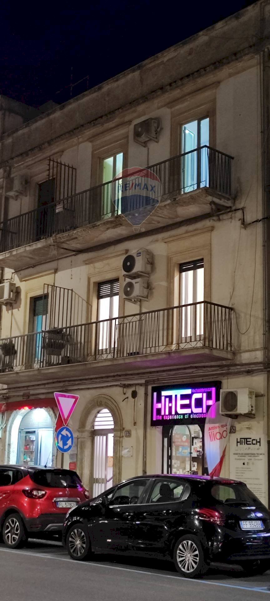 Edificio all\'aperto - Appartamento VIA GIORGIO ARCOLEO
 
154, Caltagirone - foto 2