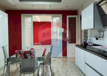 Cucina - Appartamento VIA GIORGIO ARCOLEO
 
154, Caltagirone - foto 1