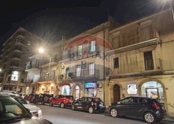 Edificio all\'aperto - Appartamento VIA GIORGIO ARCOLEO
 
154, Caltagirone - foto 3