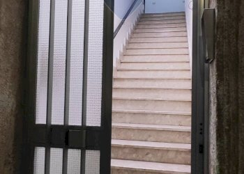 Scale - Appartamento VIA GIORGIO ARCOLEO
 
154, Caltagirone - foto 5