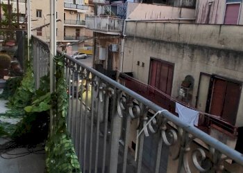 Balcone - Appartamento VIA GIORGIO ARCOLEO
 
154, Caltagirone - foto 14