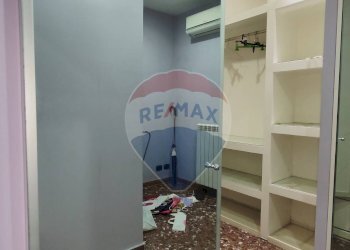 Cabina armadio - Appartamento VIA GIORGIO ARCOLEO
 
154, Caltagirone - foto 27