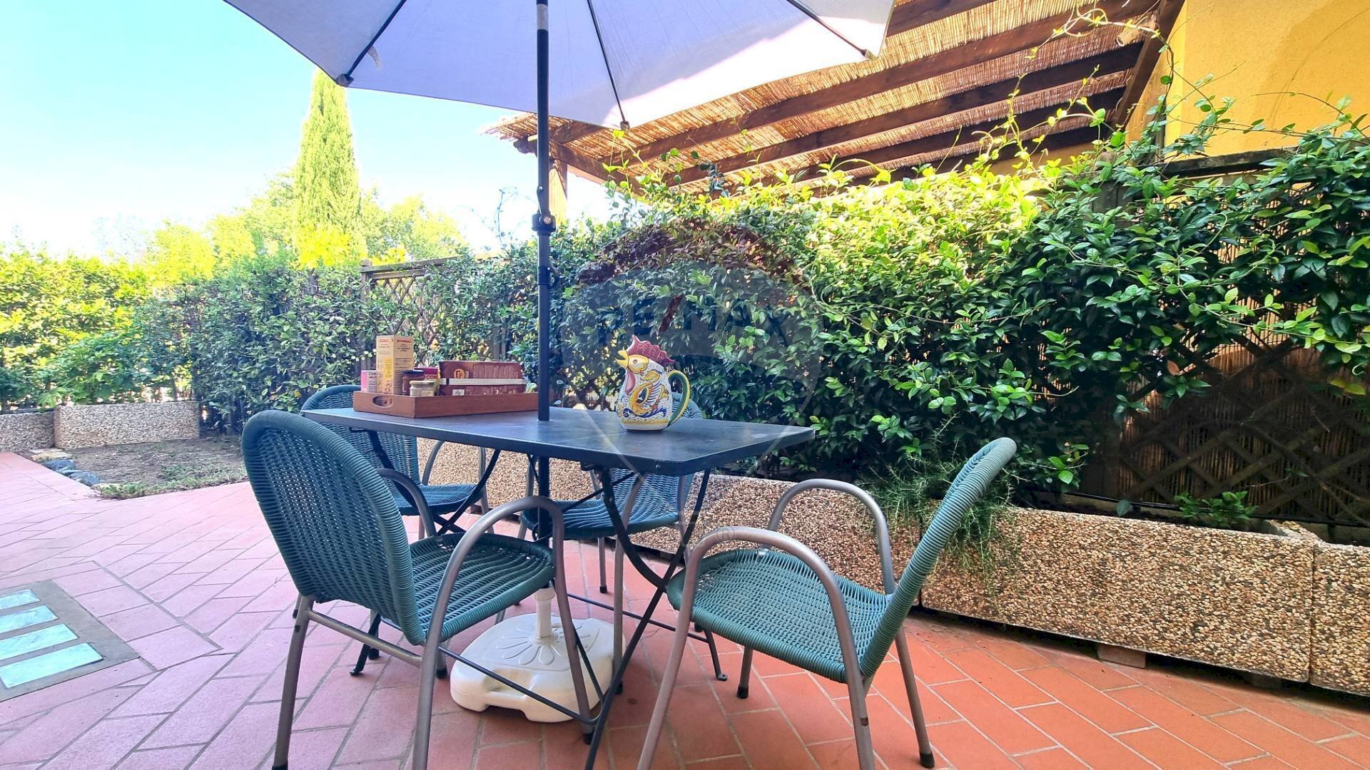 Terrazza - Bilocale Via Roma
 
83, Castellina Marittima - foto 2