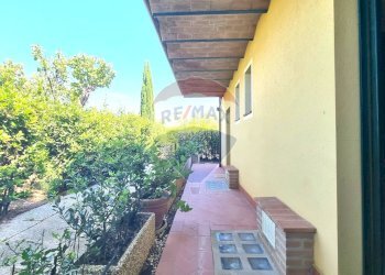 Balcone - Two-room apartment Via Roma
 
83, Castellina Marittima - photo 29