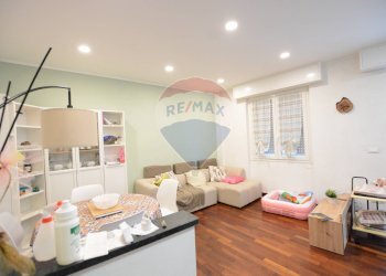 Sala da pranzo - Apartment via bellini
 
3, Savona - photo 1