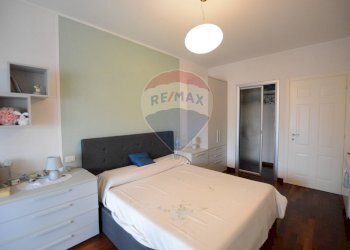 Camera / camera da letto - Apartment via bellini
 
3, Savona - photo 8