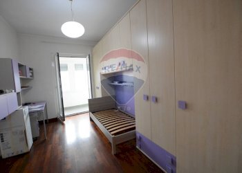 Camera / camera da letto - Apartment via bellini
 
3, Savona - photo 12