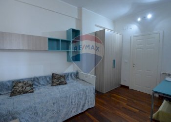 Camera / camera da letto - Apartment via bellini
 
3, Savona - photo 16