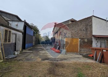 Casa all\'aperto - Capannone Via Torre
 
39, Copparo - foto 20