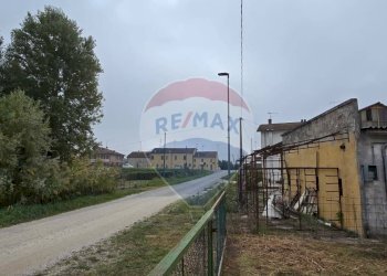 Casa all\'aperto - Capannone Via Torre
 
39, Copparo - foto 22