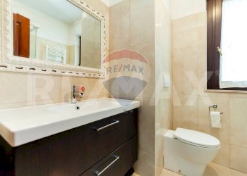 Bagno - Three-room apartment Via Vittorio Marimpietri
 
44, Roma - photo 17