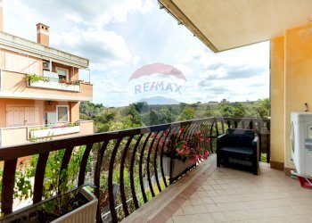 Balcone - Three-room apartment Via Vittorio Marimpietri
 
44, Roma - photo 20