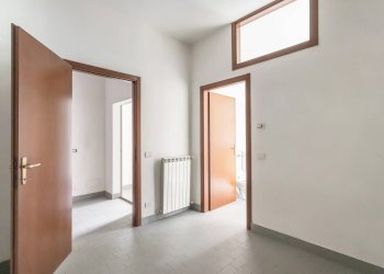 Foto 20 - Magazzino Via Piazzolo
 
5, Villa d'Adda - foto 20