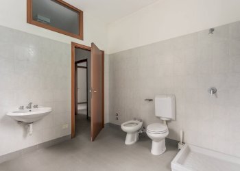 Foto 22 - Magazzino Via Piazzolo
 
5, Villa d'Adda - foto 22