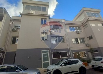 Edificio all\'aperto - Attico via Carlo Alberto Della Chiesa, Terrasini - foto 4