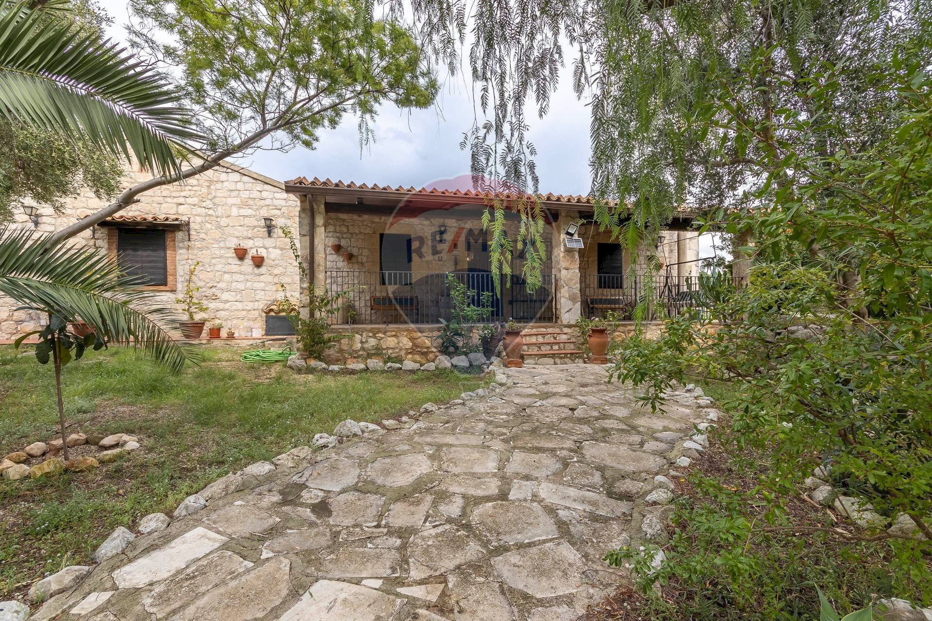 Casa all\'aperto - Villa c.da Nora Piano Lauro
snc, Modica - foto 2