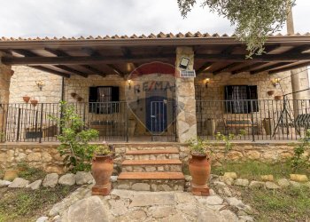 Casa all\'aperto - Villa c.da Nora Piano Lauro
 
snc, Modica - foto 4