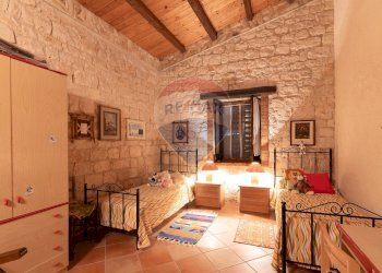 Camera / camera da letto - Villa c.da Nora Piano Lauro
 
snc, Modica - foto 25