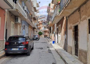 Edificio all\'aperto - Attico via Gaetano Catra
 
27, Ragusa - foto 15