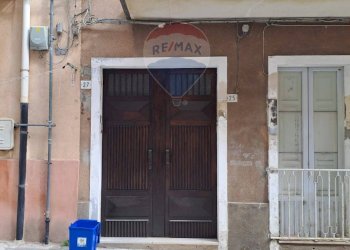 Edificio all\'aperto - Attico via Gaetano Catra
 
27, Ragusa - foto 9