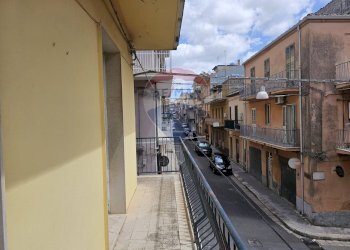 Balcone - Trilocale Via Solferino
 
102, Ragusa - foto 11