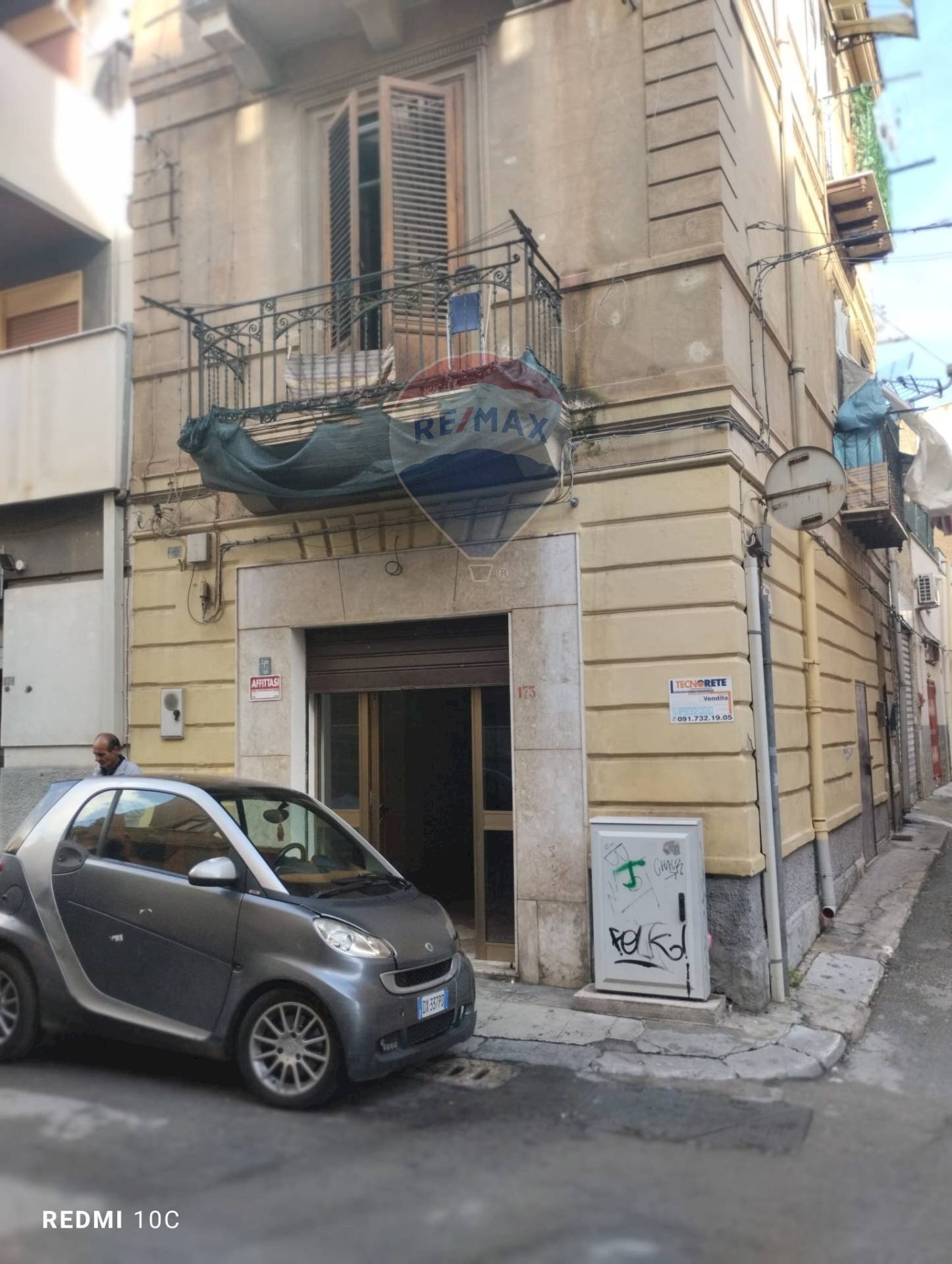 Edificio all\'aperto - Locale Commerciale via Dossuna
 
173, Palermo - foto 1