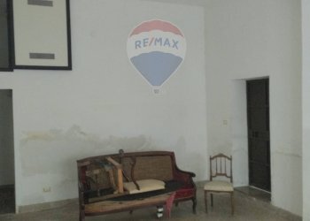 Soggiorno - Locale Commerciale via Dossuna
 
173, Palermo - foto 6